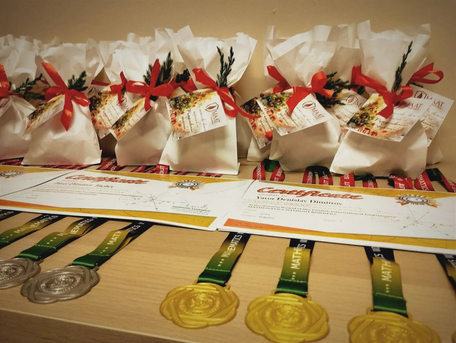 Академия МААТ Ви кани на награждаване от Международения турнир „Математика без граници“